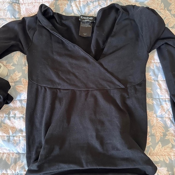 BEBE vintage long sleeve - Picture 2 of 4